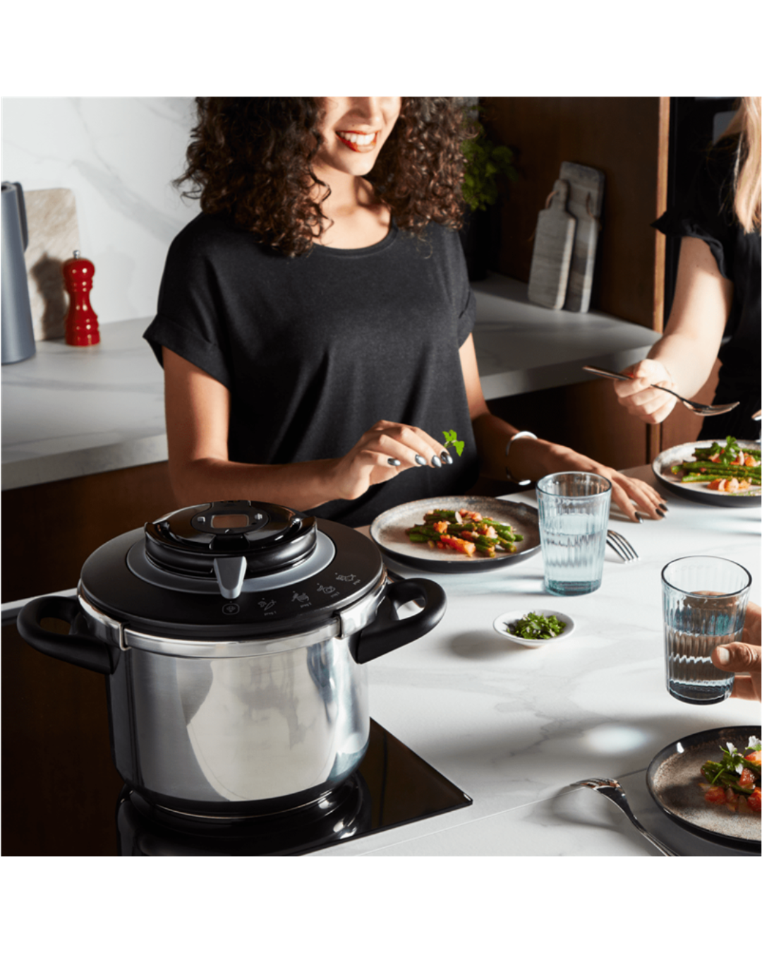 TEFAL CLIPSO+ CHEF PRESSURE COOKER-8L