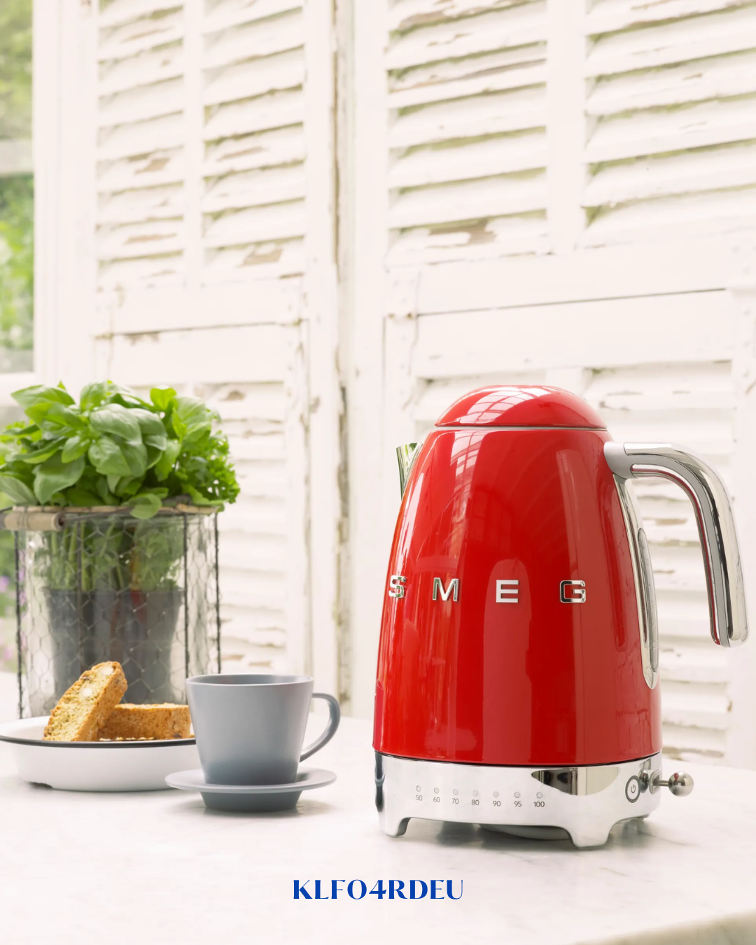 SMEG STYLE ELECTRIC KETTLE PASTEL RED 1.7L