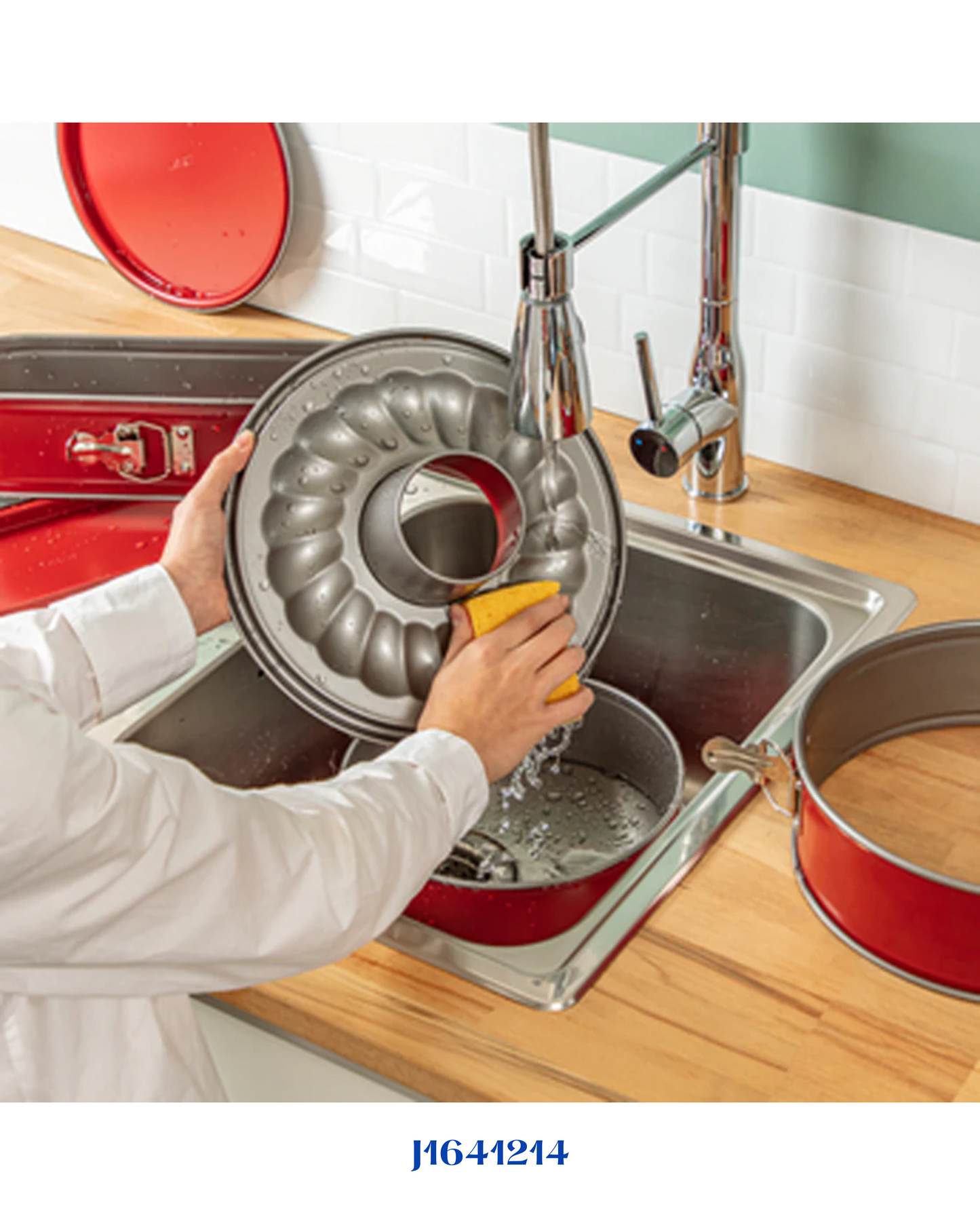 TEFAL DELIBAKE SPRINGFORM RED CARBON STEEL 23CM-قالب كيك تيفال