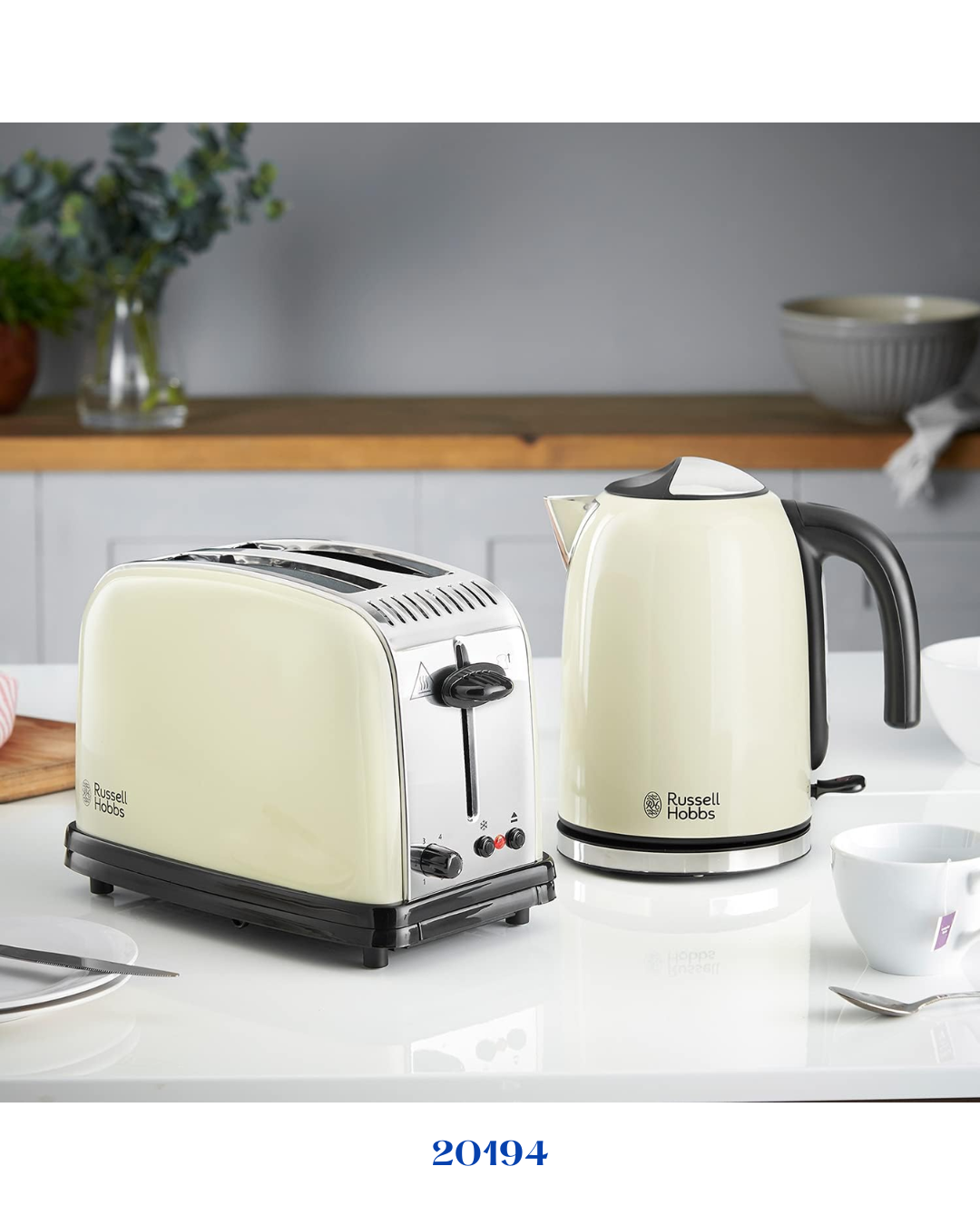 RUSSELL HOBBS COLOURS PLUS COMPACT CLASSIC CREAM KETTLE 2200W 1L