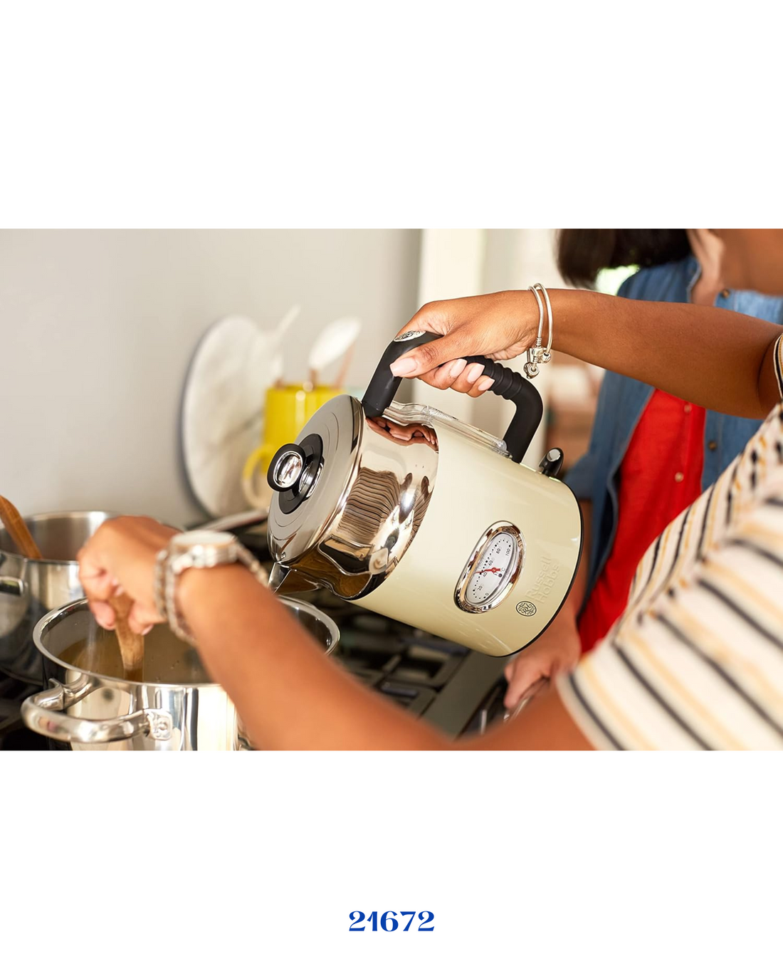 Russell Hobbs Retro Vintage Cream Kettle 2400W 1.7L